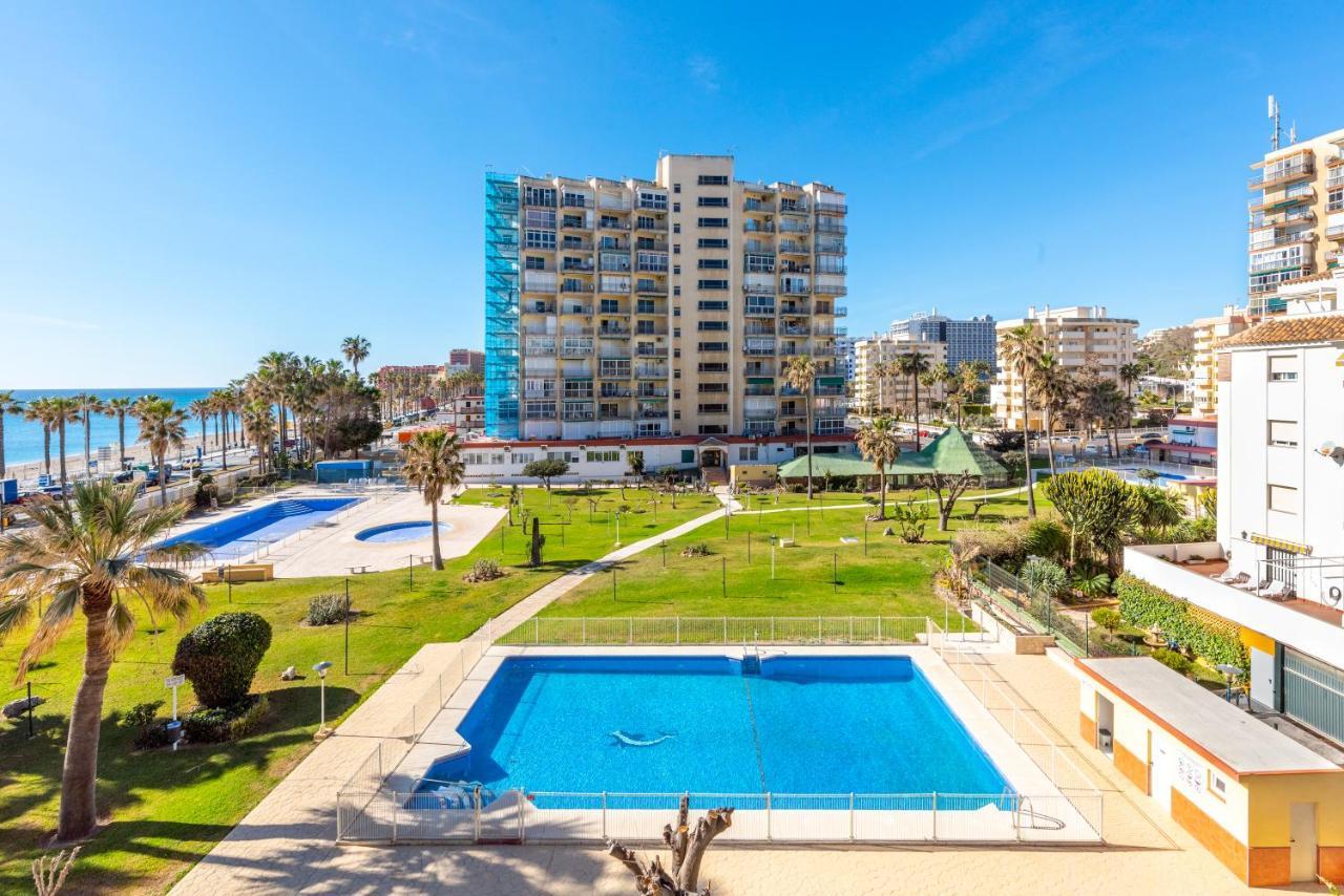 Sunny Seaside Apartment Arroyo De La Miel Exterior photo